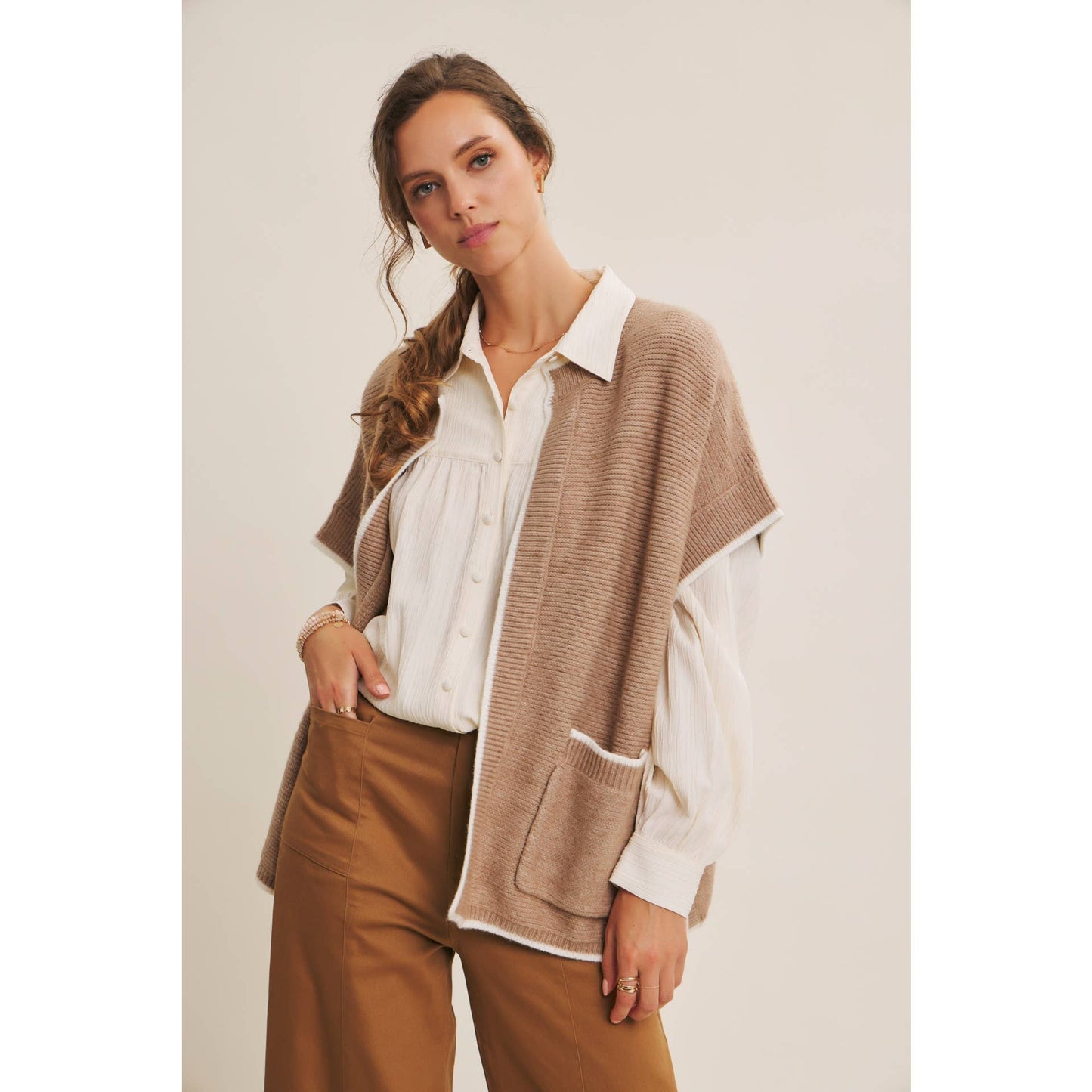 GRACE- Sweater Poncho With Pockets