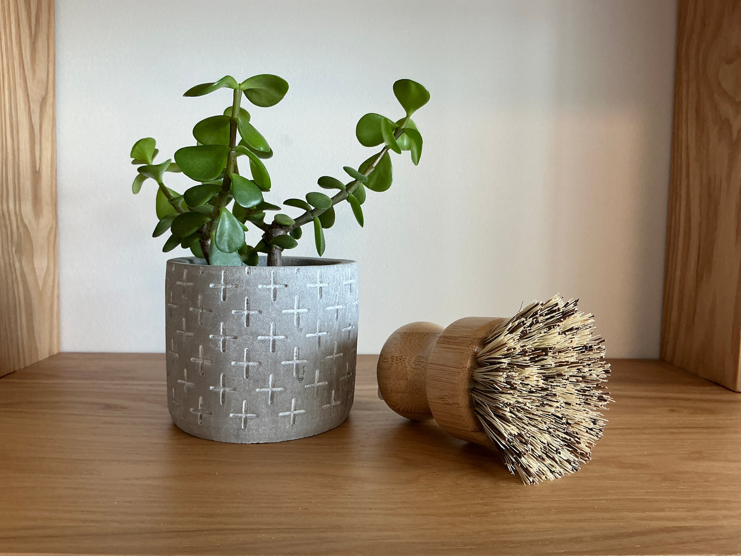 Dish Scrubber Bamboo Mini
