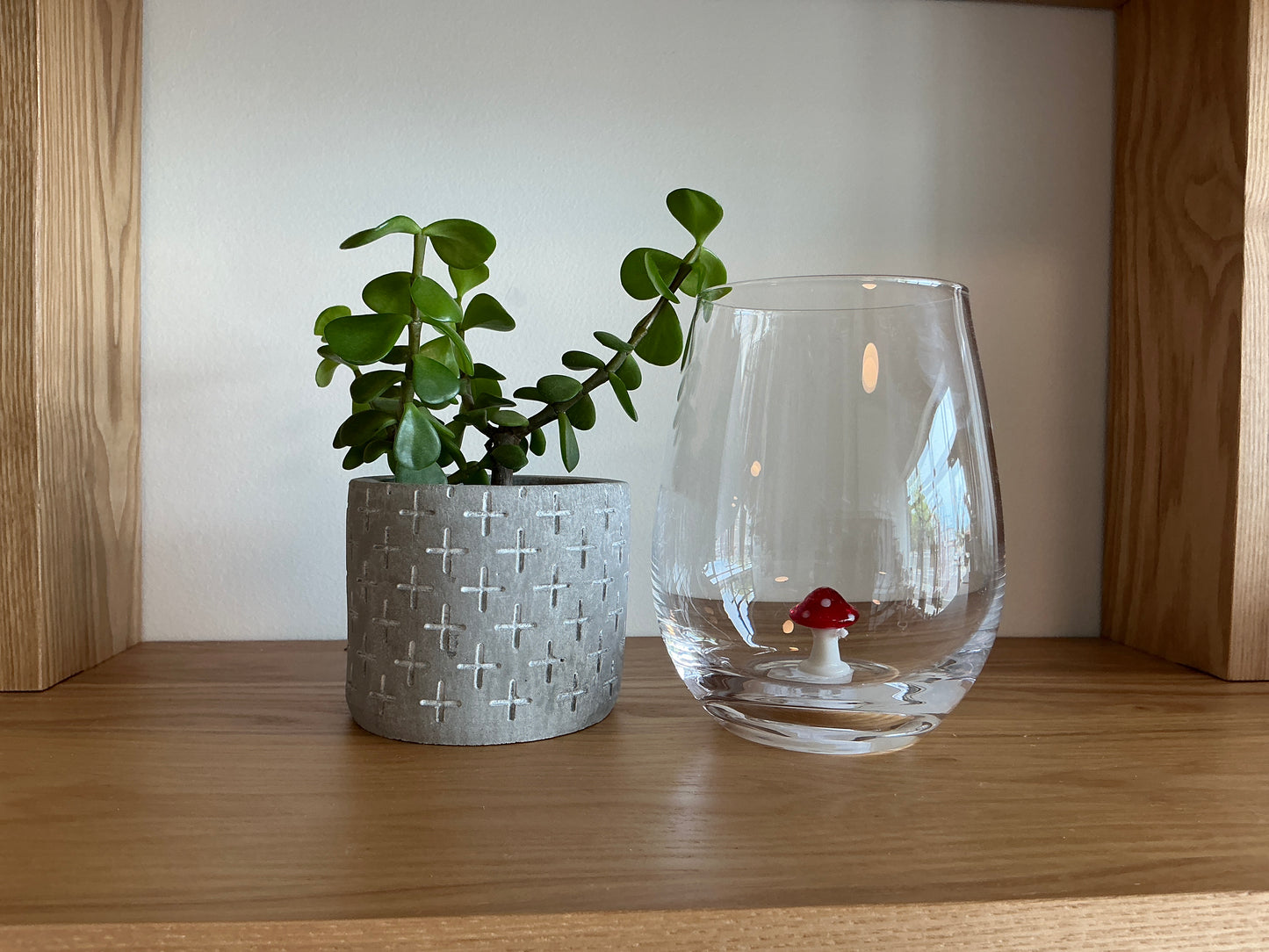 Wine Glass With Ornament
