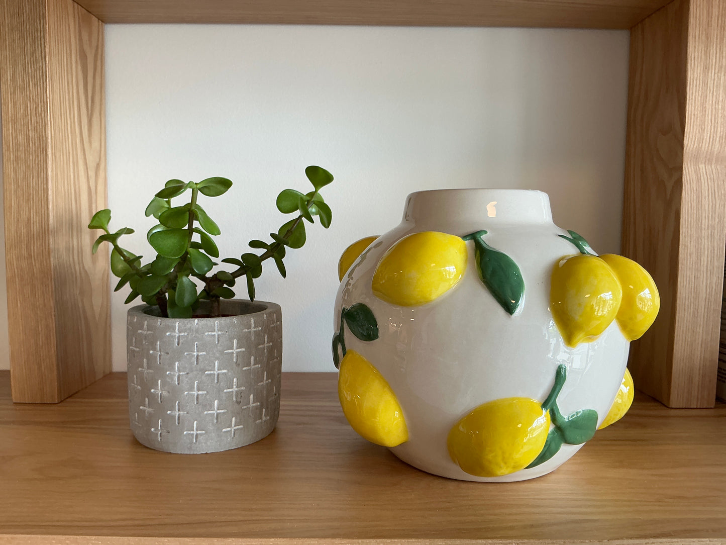 Small Round Fruit Vase