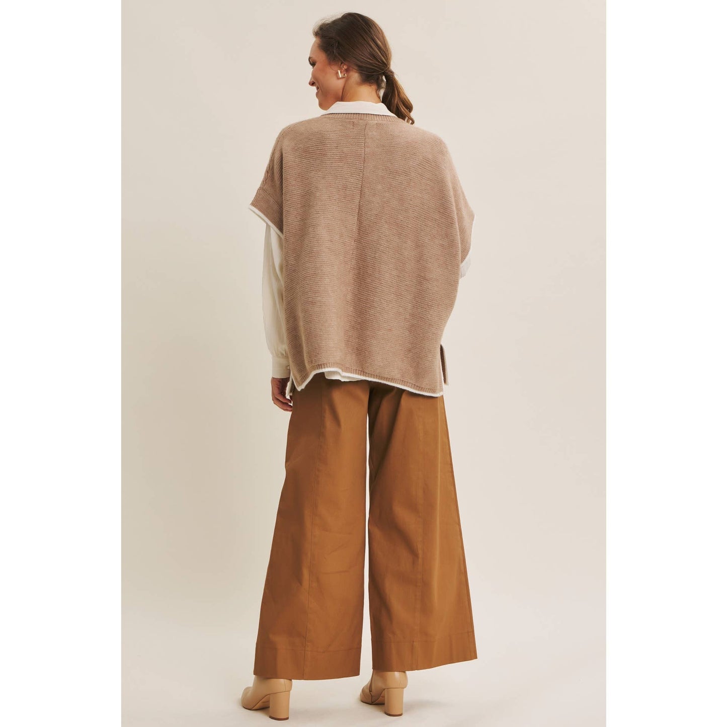 GRACE- Sweater Poncho With Pockets