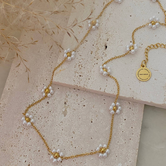 Pearls Flowers choker necklace 18k gold plated