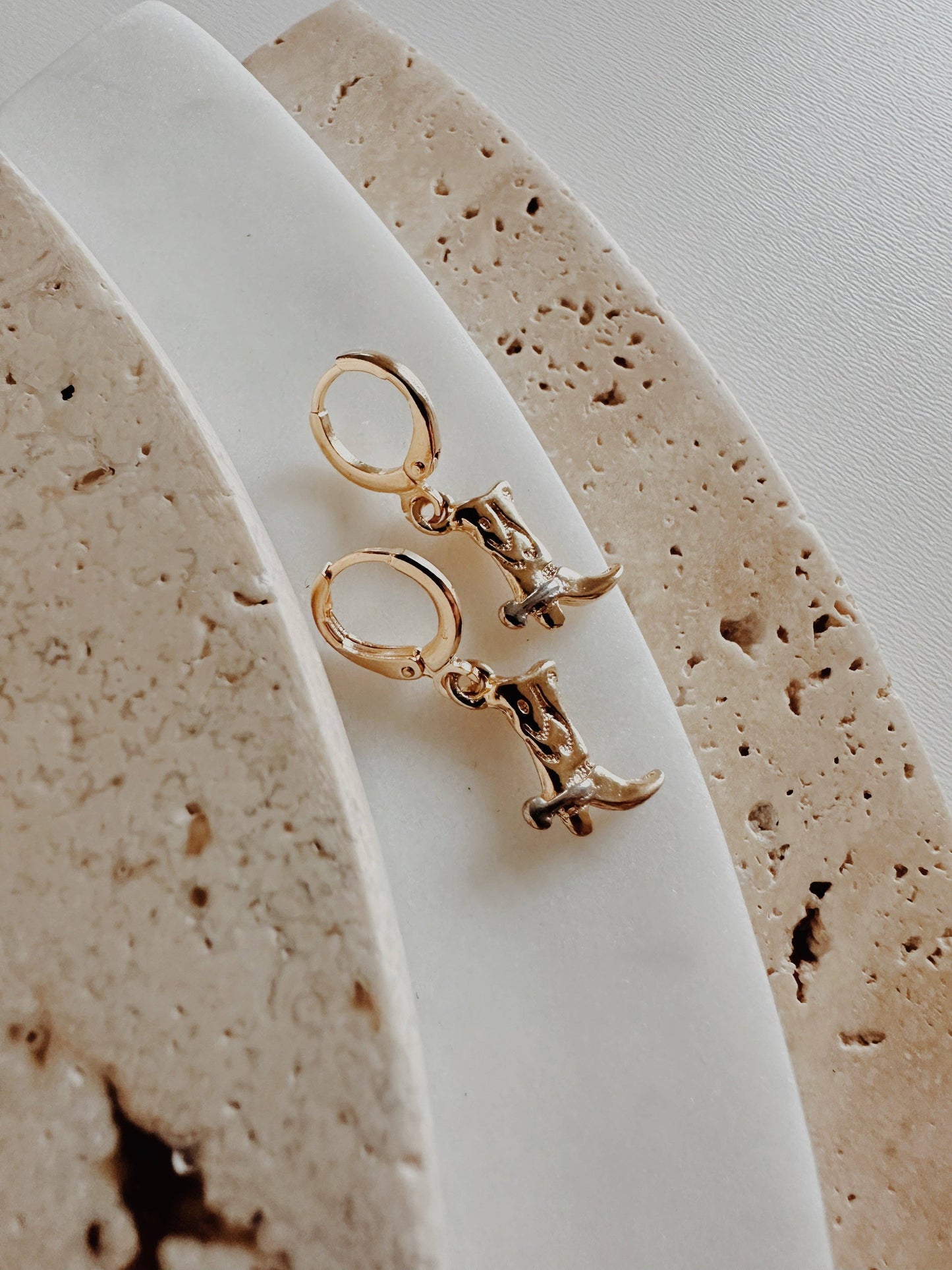Boot Hoops