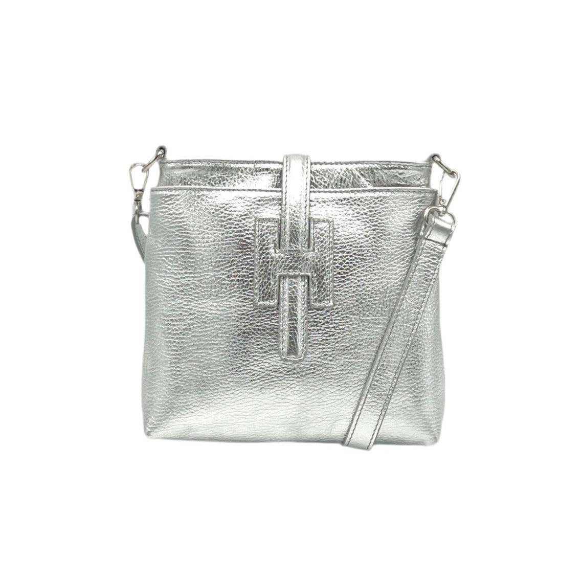 Genuine leather shoulder bag with laminated finish, Made in Italy