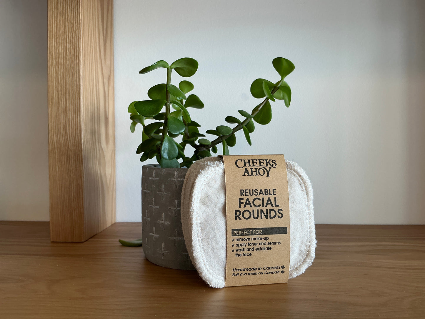 Cheeks Ahoy facial rounds