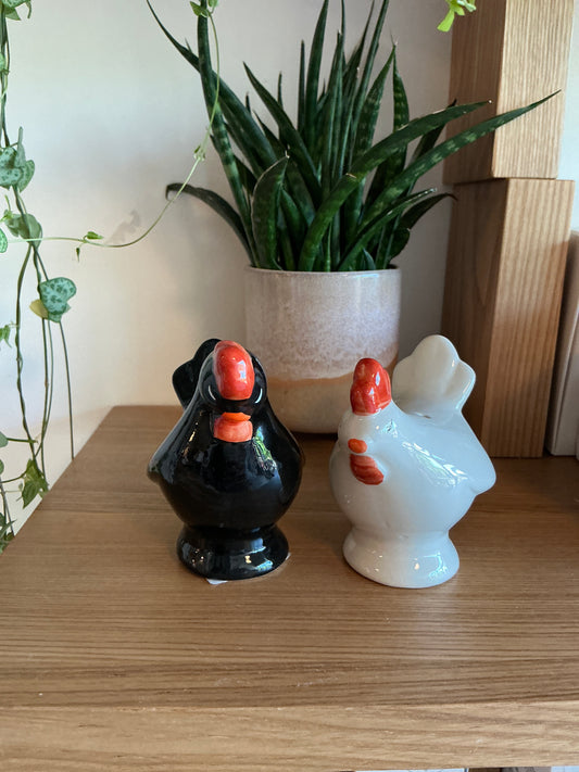 Chickens Black & White Salt & Pepper Shaker