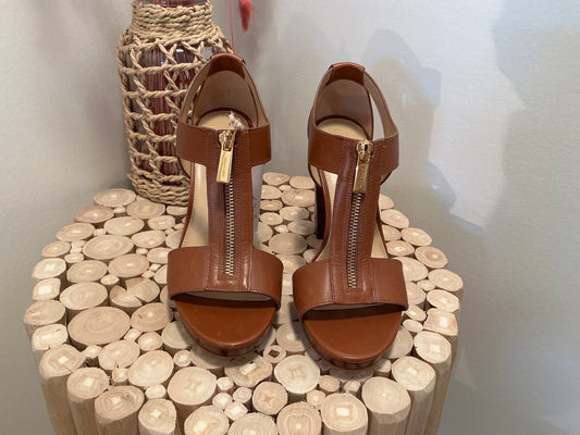 Michael Kors Platfrom Heels 7W