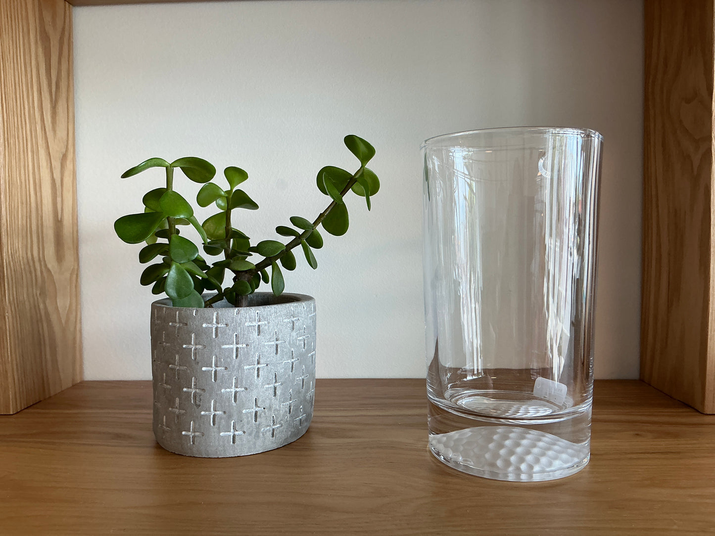Glassware With Golf Ball Design On Bottom