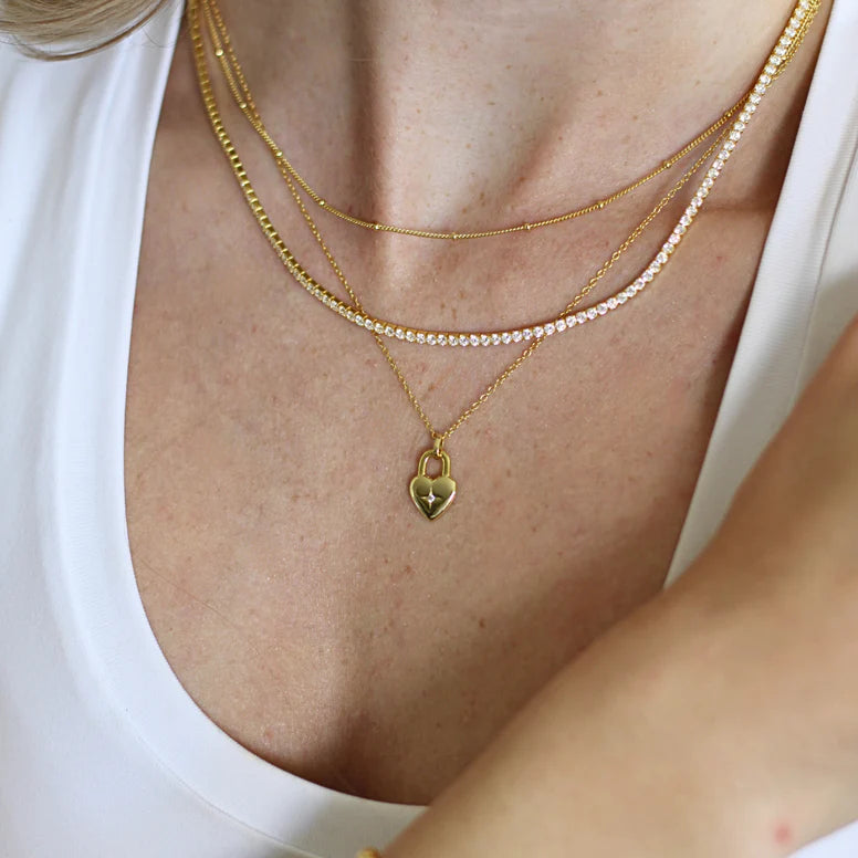 STAR BURST HEART PENDANT NECKLACE
