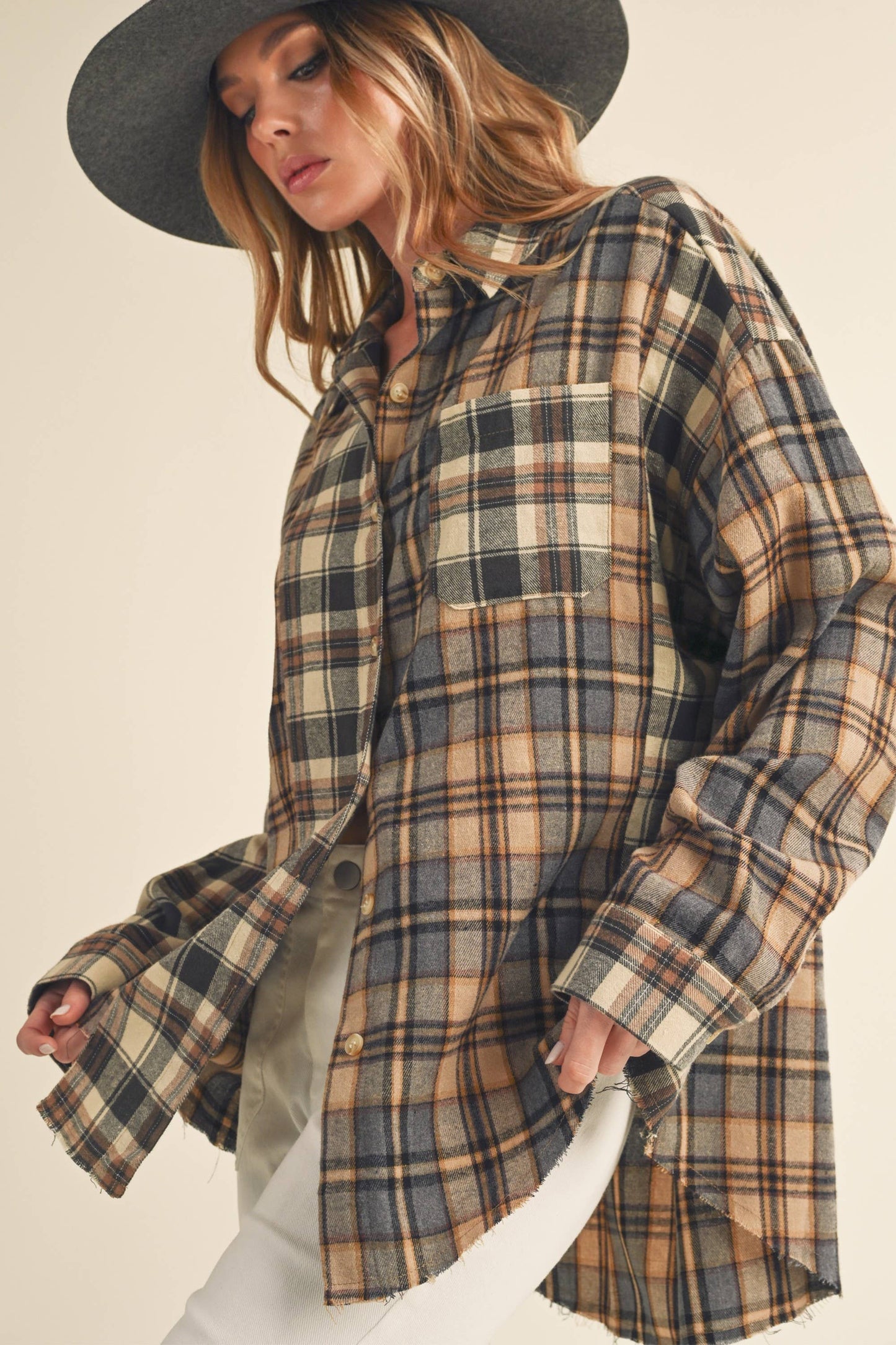 KACEY: Flannel Shirt