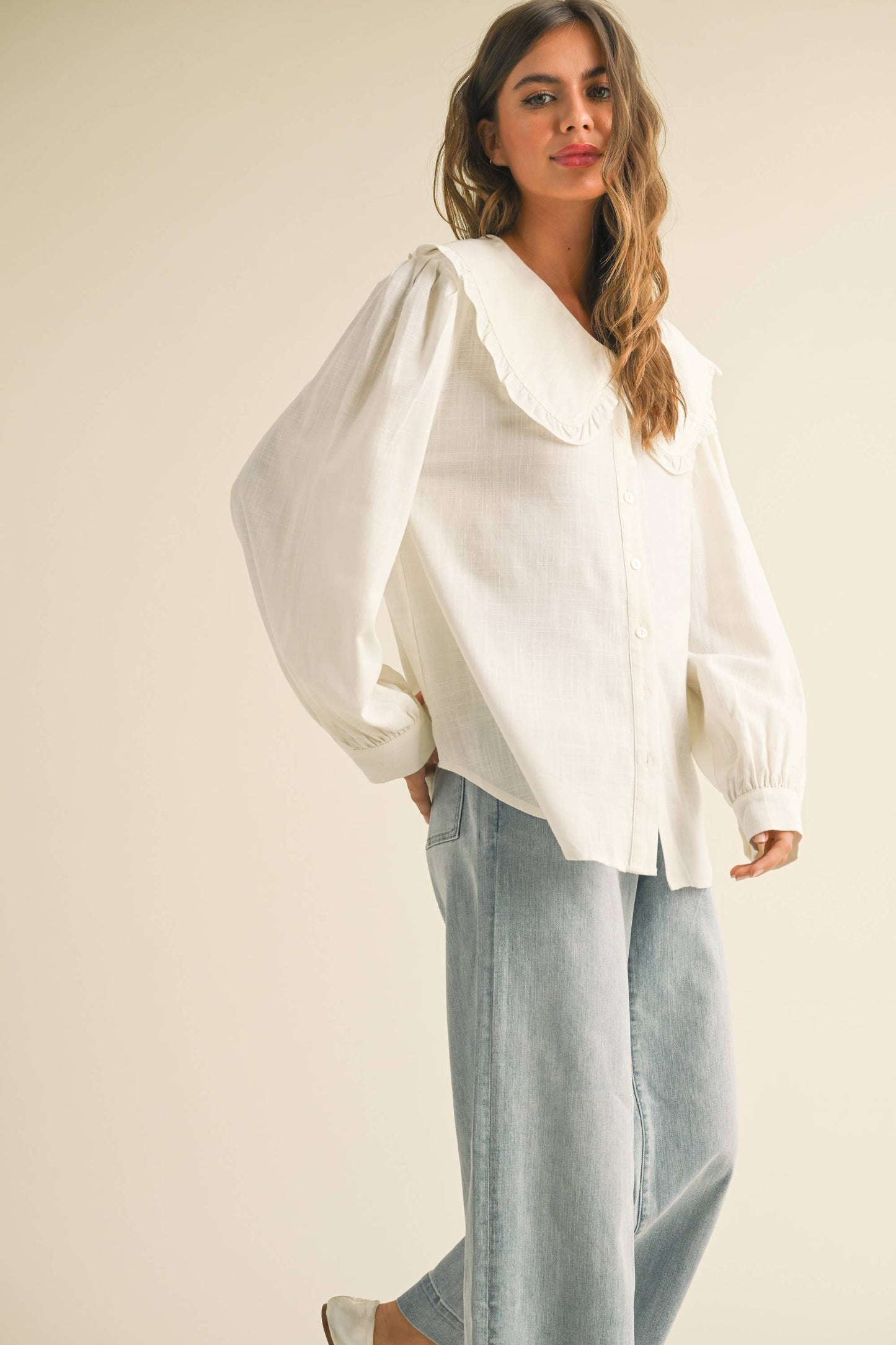 LYDIA: Peter Pan Collar Blouse