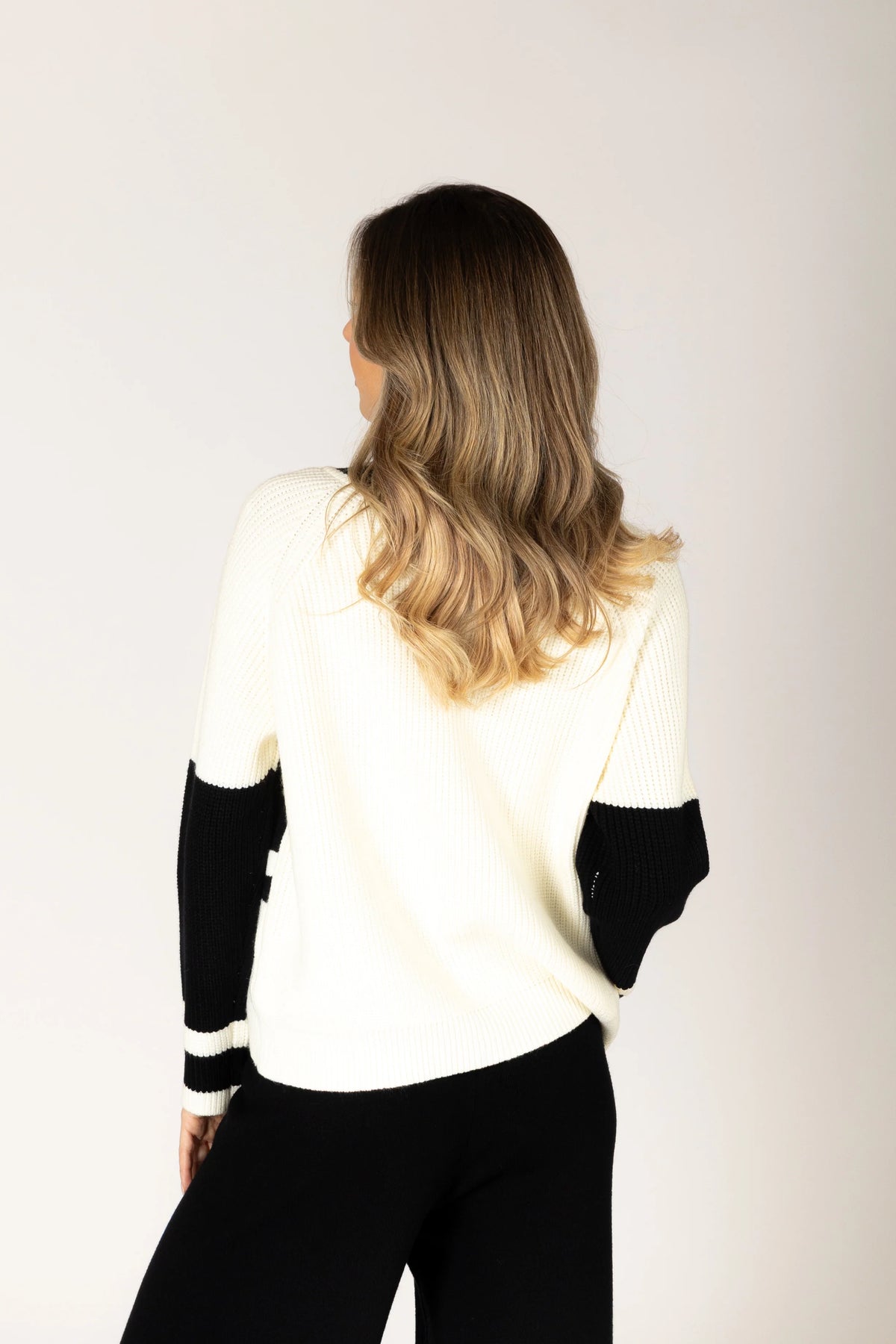 LES ALPES- Sweater