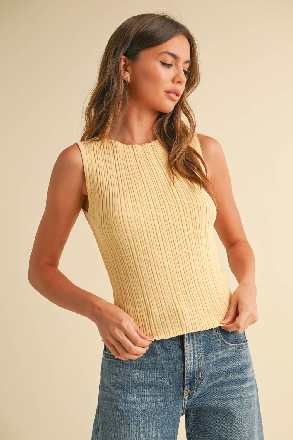 TAYLOR: Viscose ribbed knit top