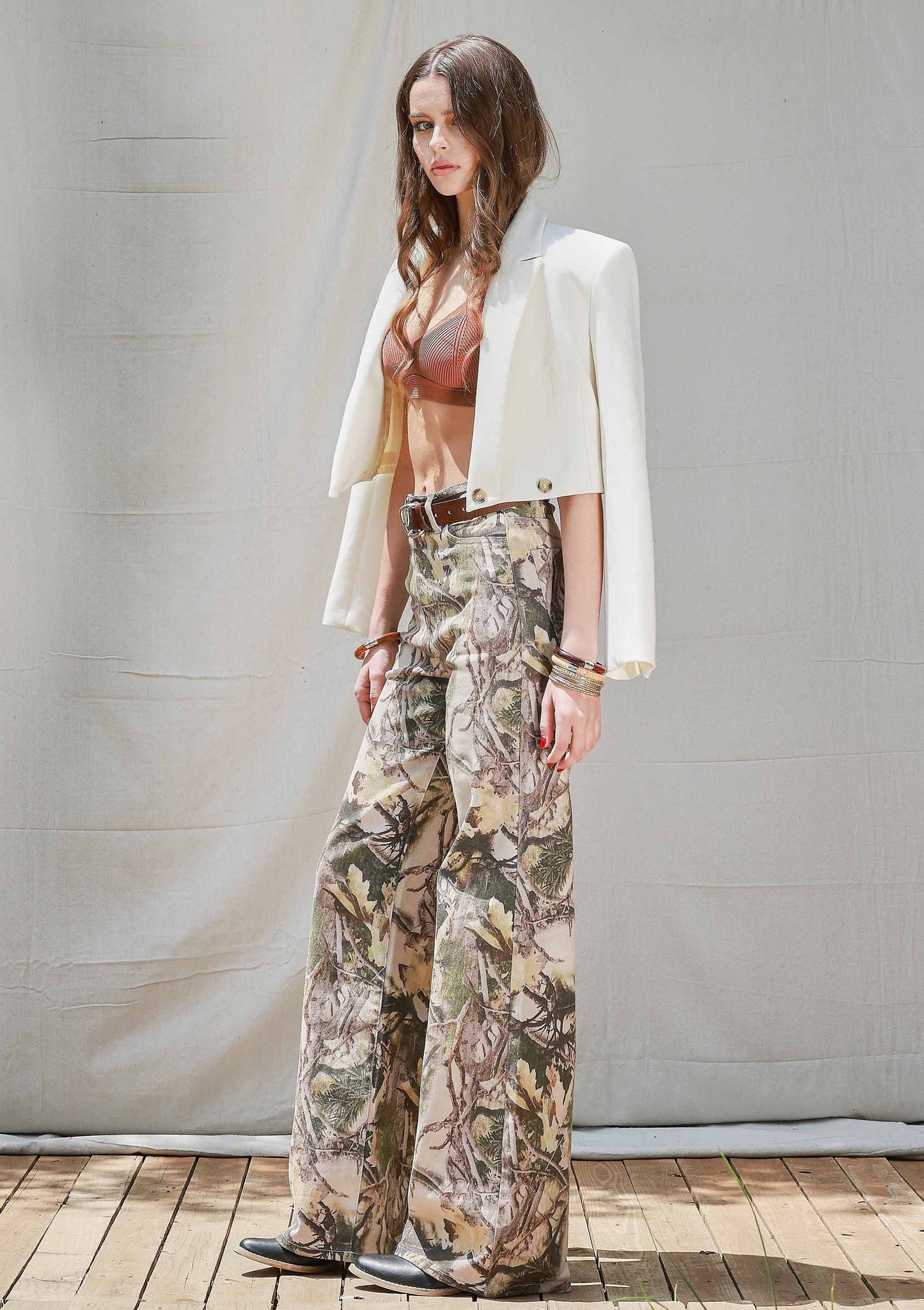 DAKOTA: High-Rise Camo Print Wide Leg Jeans