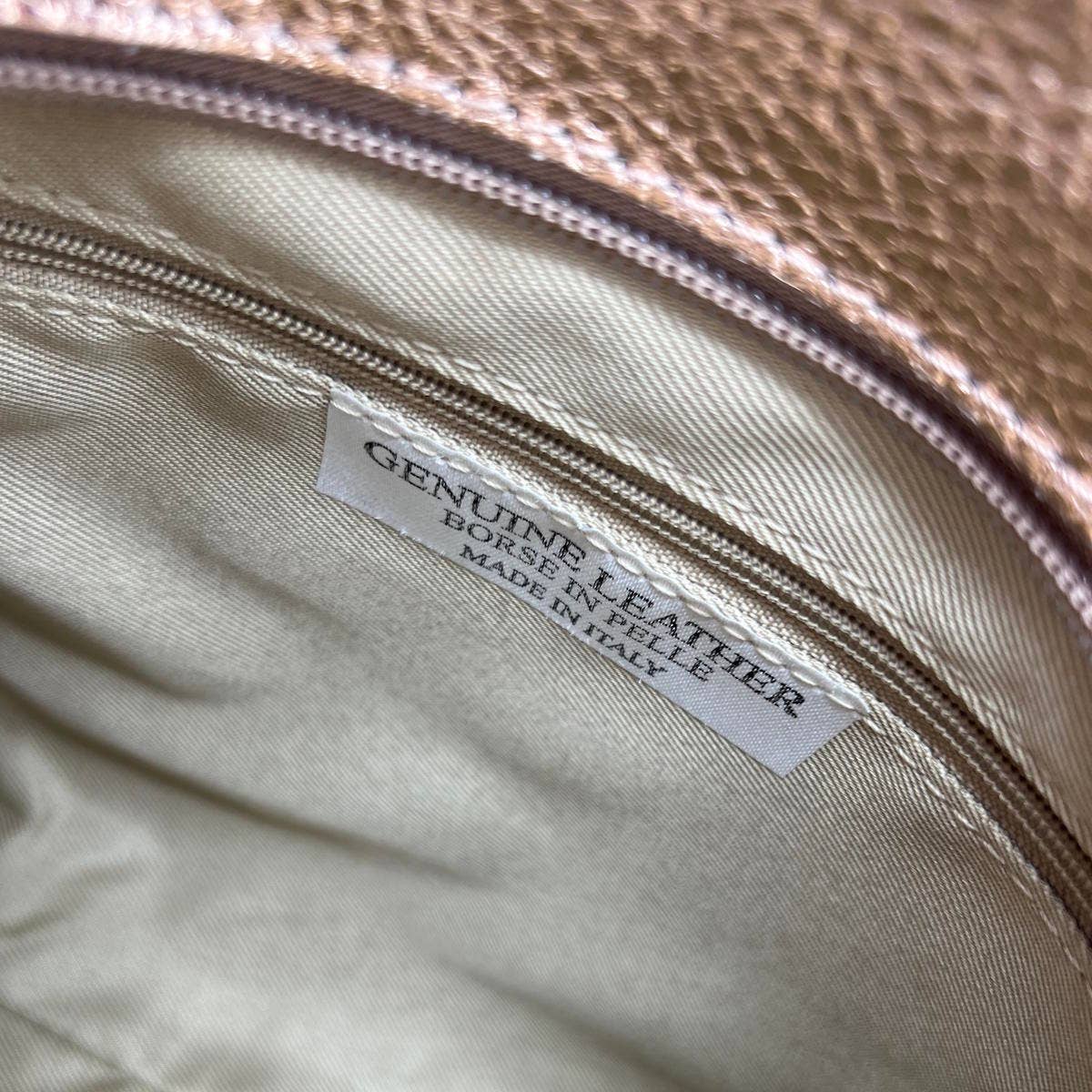 Genuine leather shoulder bag with laminated finish, Made in Italy