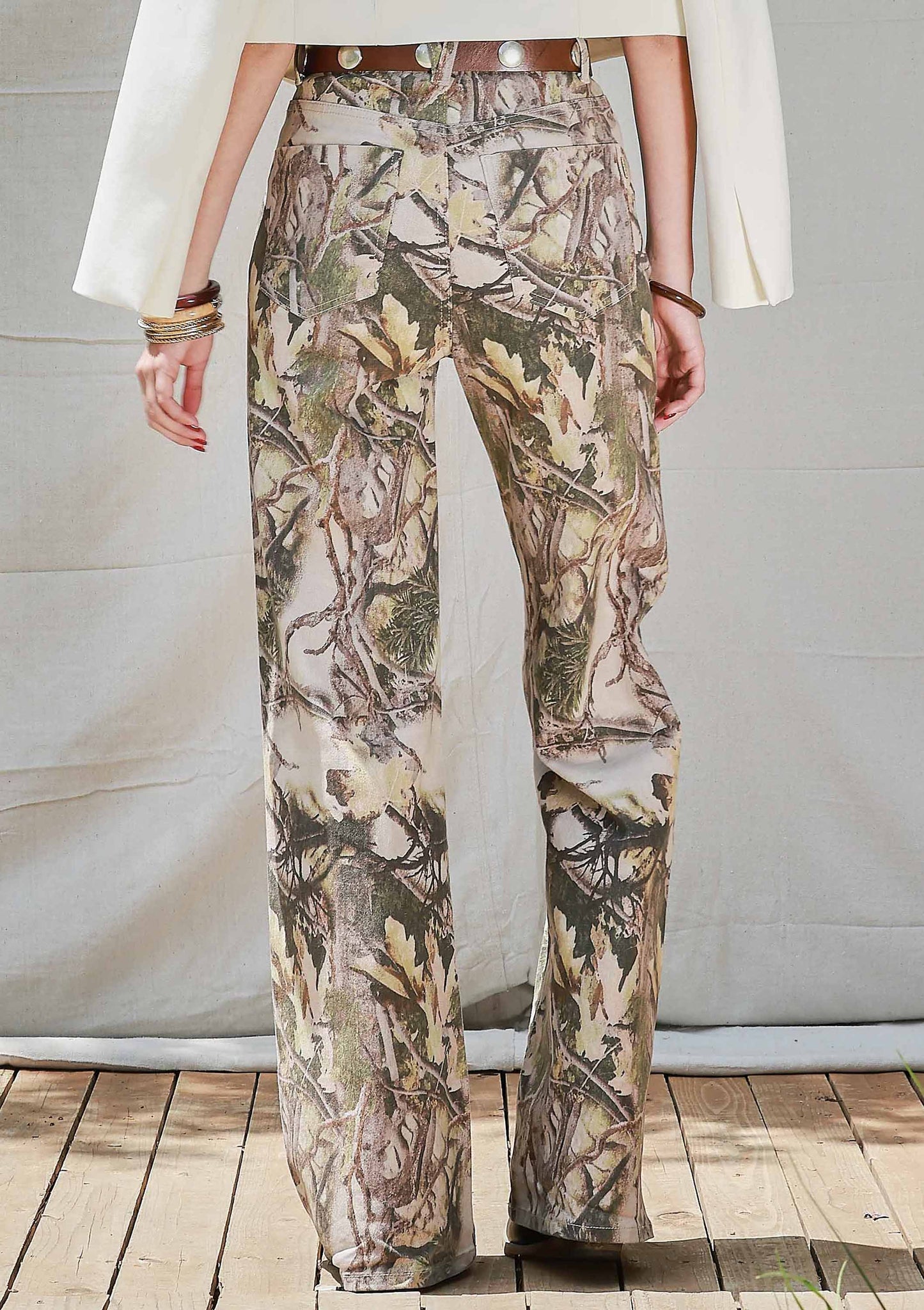 DAKOTA: High-Rise Camo Print Wide Leg Jeans