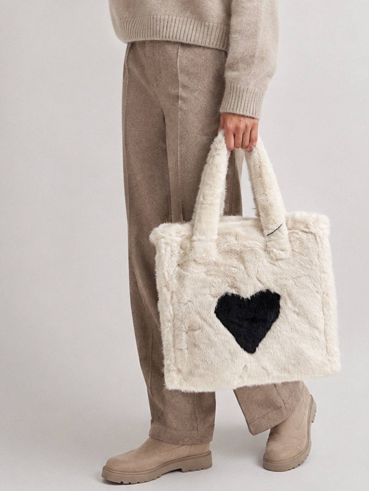 TEDDY- Plush Faux Fur Heart Tote Bag