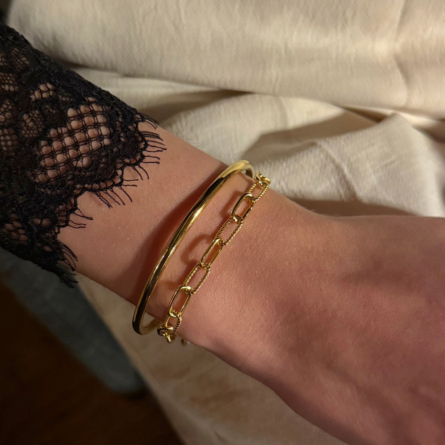 Gold Twist Paperclip Chain Bracelet