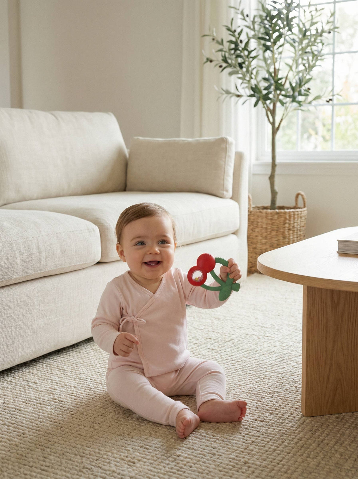 Bitzy Shake™ - Silicone Cherry Teether with Rattle