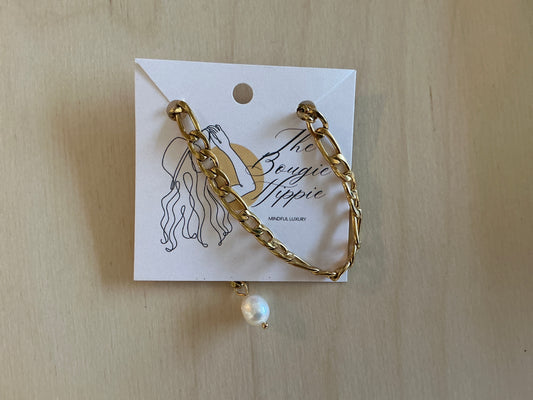 Gold bracelet