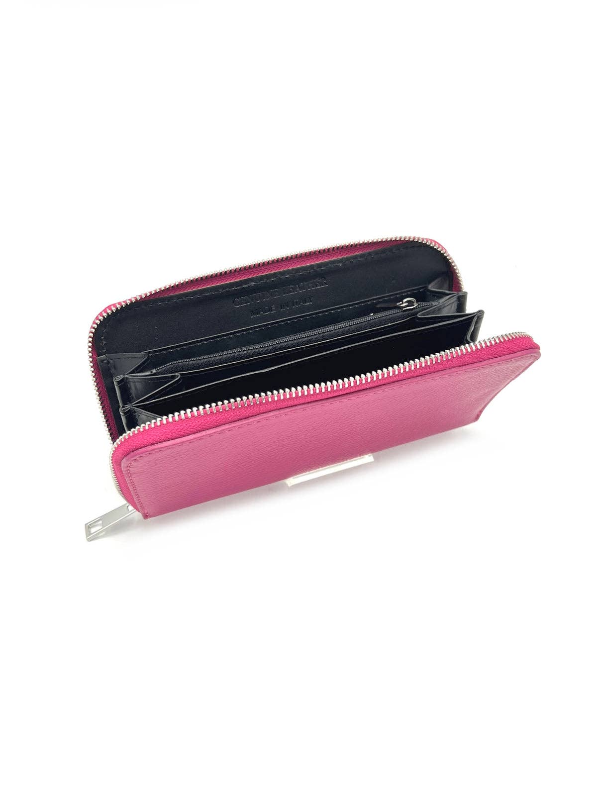 JUDY- Women’s Full-Zip Leather Wallet
