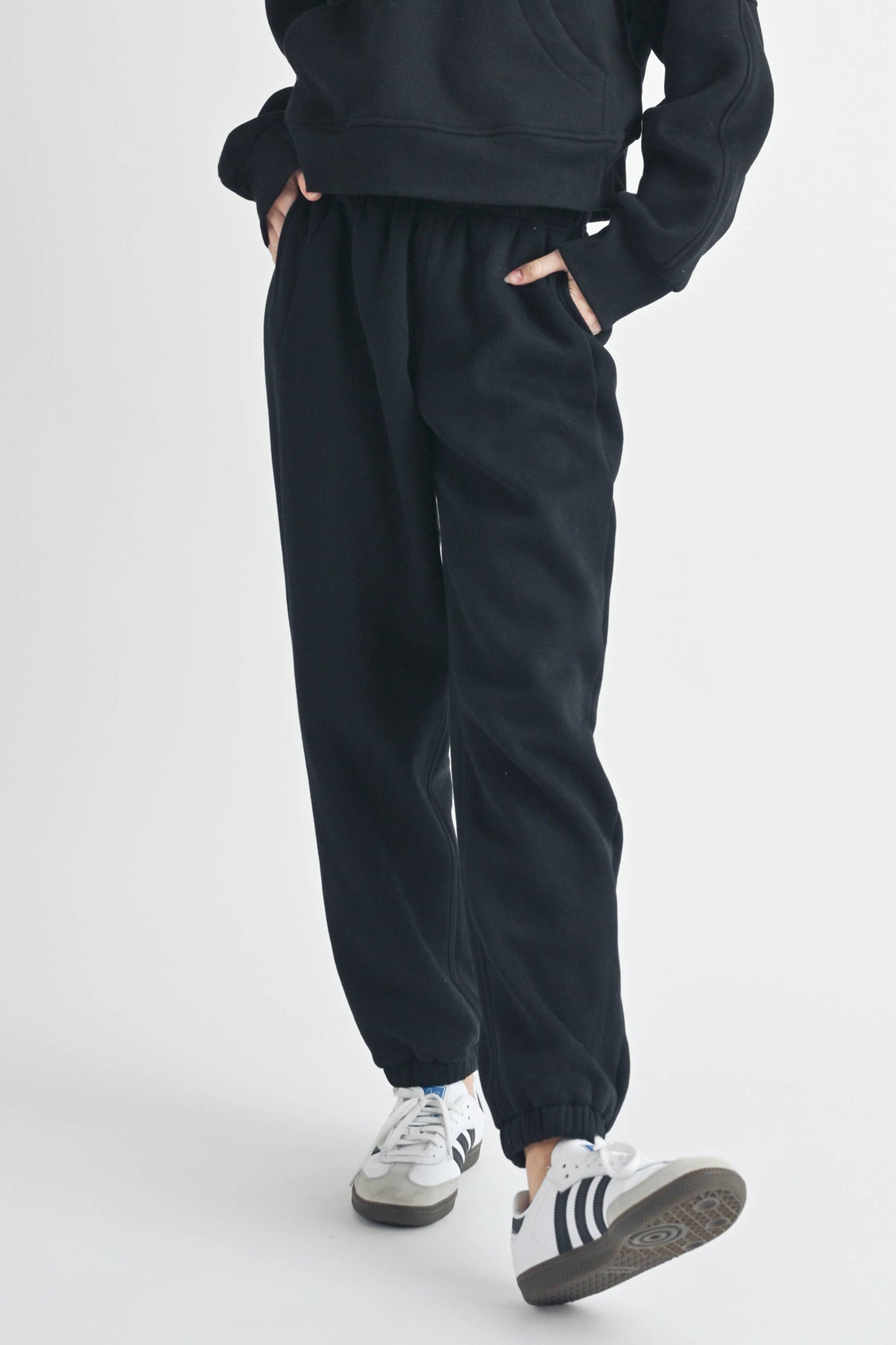 COURTNEY: Heather Grey Joggers