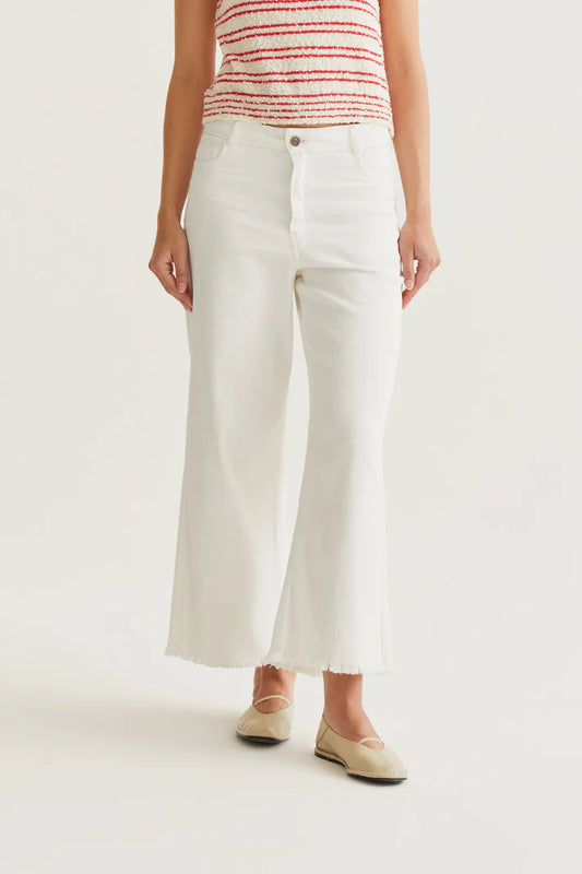 IVORY- Capri Denim