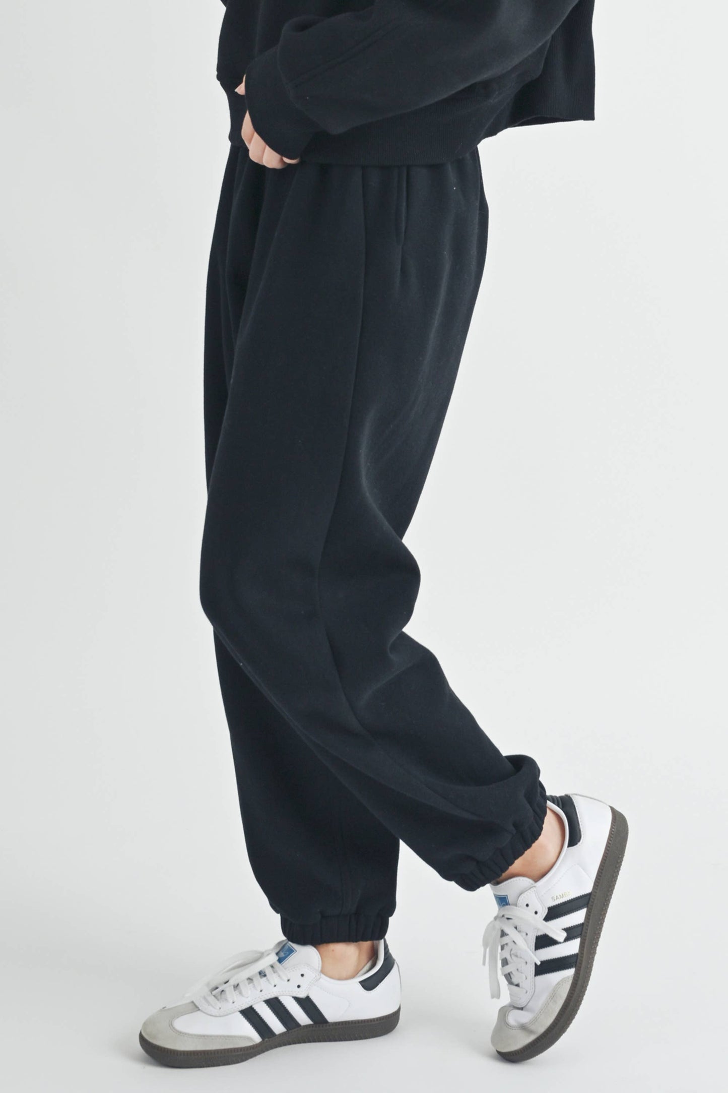 COURTNEY: Heather Grey Joggers