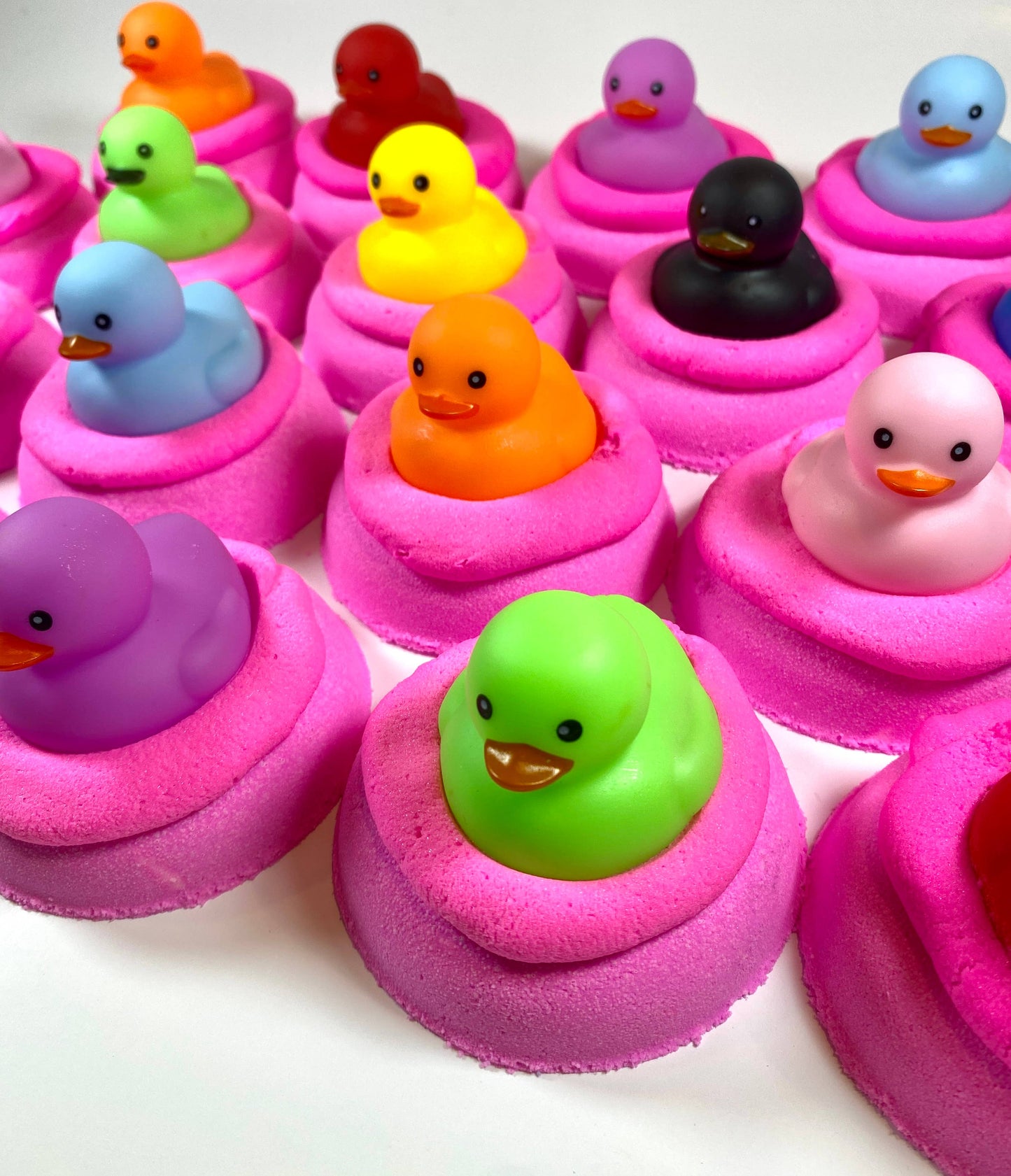 Duckie on Donut Bath Bomb- Pink