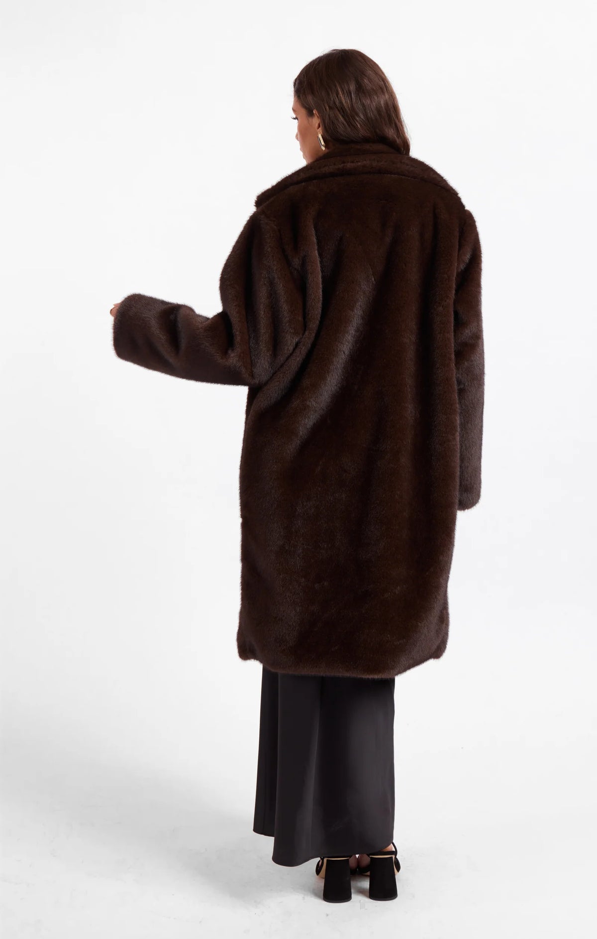 SHYLOH- Fur Coat