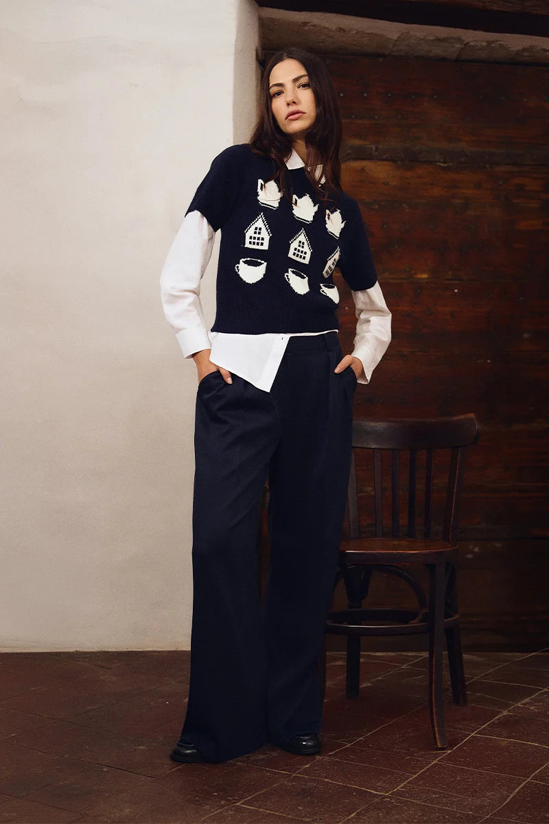 WILLA- Straight Pleated Trouser